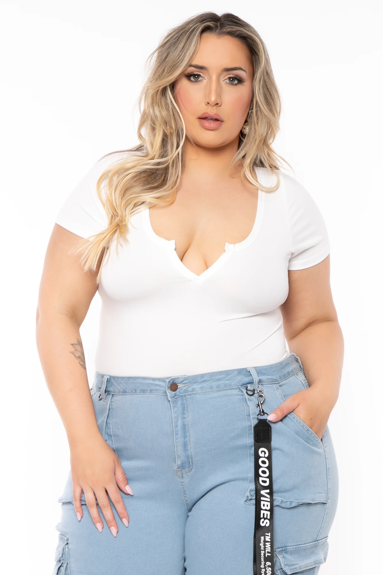 Plus Size Casual Spilt Neck Bodysuit - White Plus Size Casual Spilt Neck Bodysuit - White -Kitchensuppliesdeal curvy sense bodysuits plus size casual spilt neck bodysuit white 32278809051233