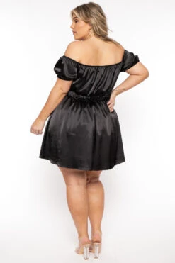 Plus Size Evianna Short Sleeve Satin Dress - Black -Kitchensuppliesdeal curvy sense dresses plus size evianna short sleeve satin dress black 31791957180513