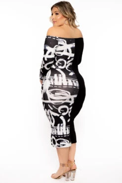 Plus Size Graffiti Half & Half Dress - Black -Kitchensuppliesdeal curvy sense dresses plus size graffiti half half dress black 31343051767905