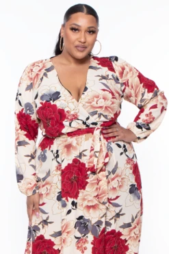Solid Plus Size Holly Floral Sheer Maxi Dress - Red -Kitchensuppliesdeal curvy sense dresses plus size holly floral sheer maxi dress red 29587737772129