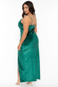 Plus Size Zarai Velvet M-Slit Dress - Green -Kitchensuppliesdeal curvy sense dresses plus size zarai velvet m slit dress green 30830408663137