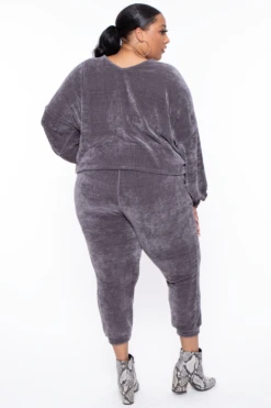 Plus Size Chenille Sweater And Jogger Set - Grey -Kitchensuppliesdeal curvy sense matching sets plus size chenille sweater and jogger set grey 29705526706273